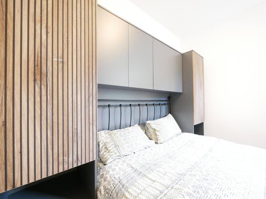Newly Refurbished 2 Bed Apartment In Paddington Лондон Экстерьер фото